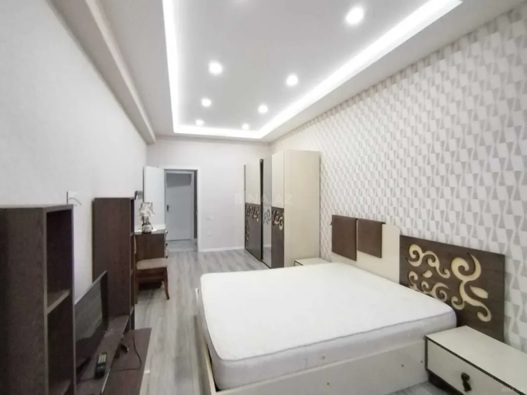 Satılır 3 otaqlı mənzil 103 m²