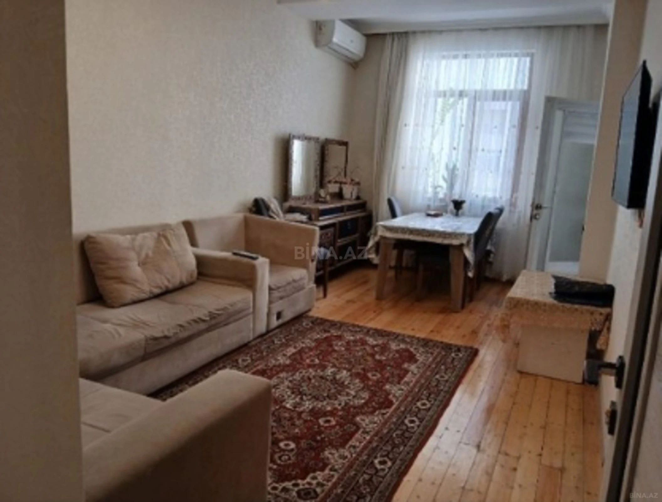 Satılır 2 otaqlı mənzil 52 m²