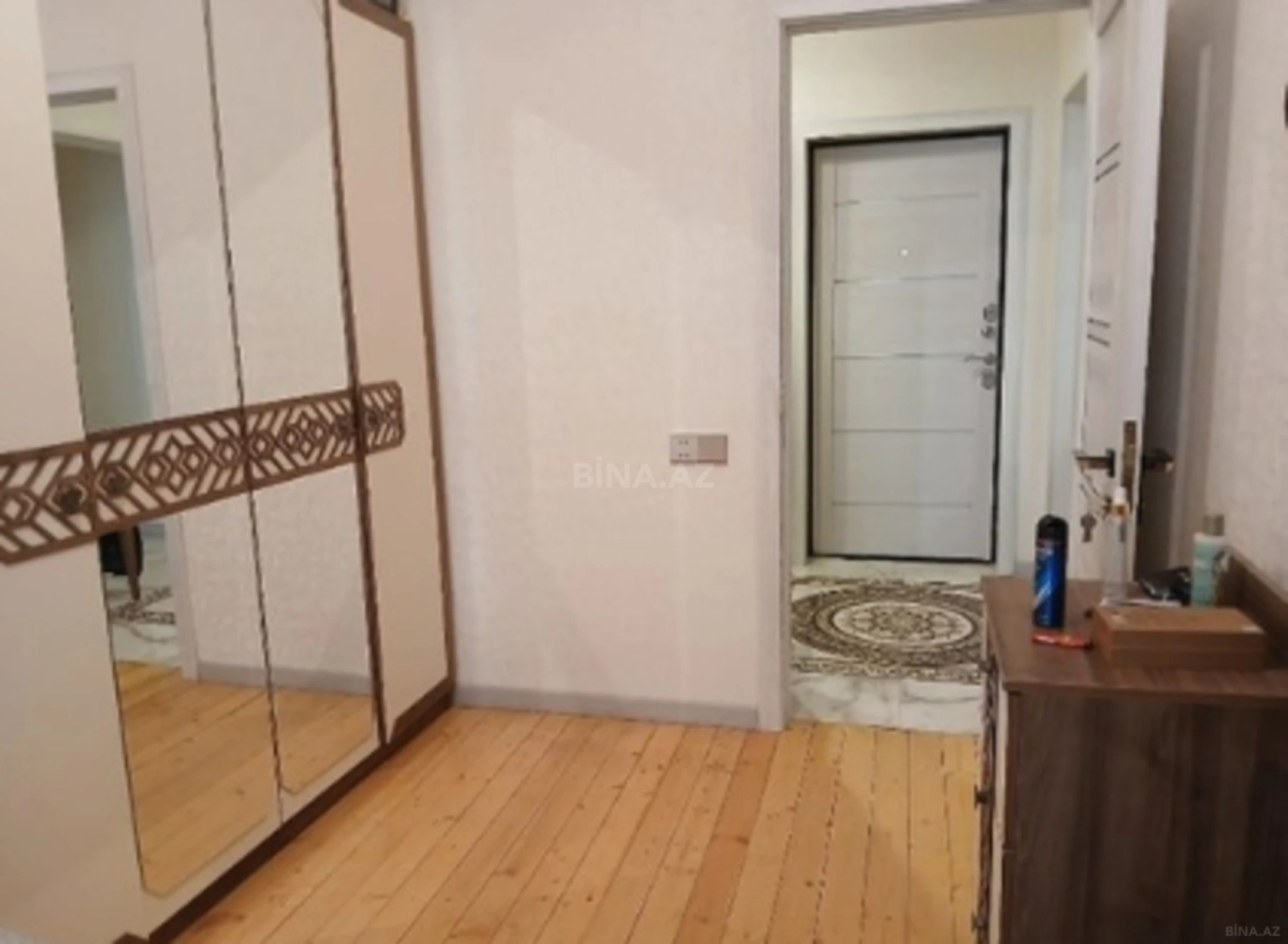 Satılır 2 otaqlı mənzil 52 m²