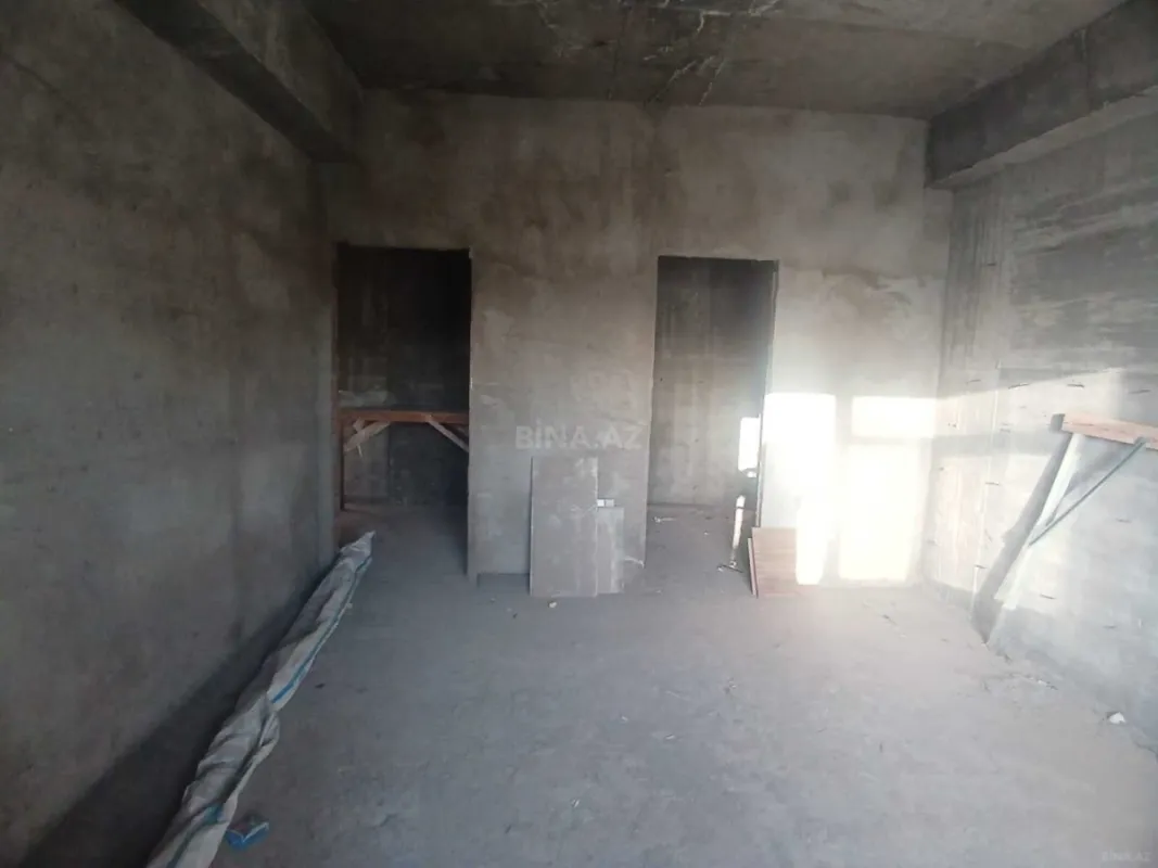 Satılır 2 otaqlı mənzil 76 m²