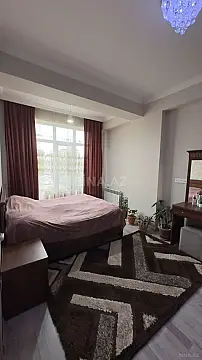 Satılır 3 otaqlı mənzil 126 m²
