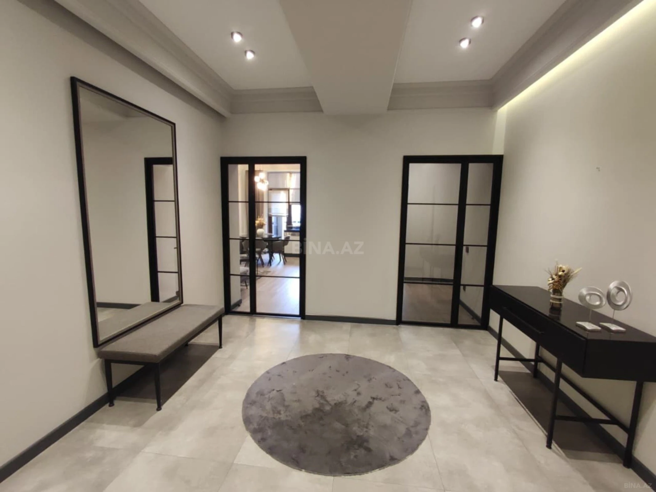 Kirayə verilir 3 otaqlı mənzil 110 m²