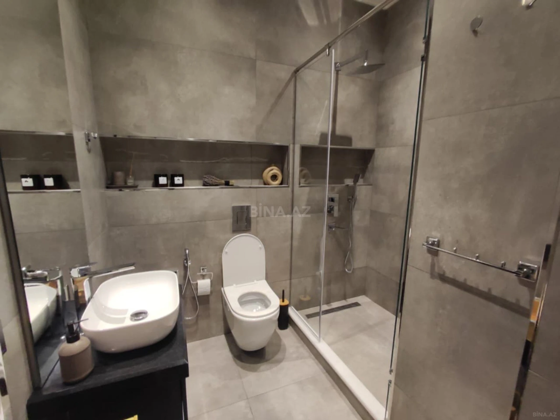 Kirayə verilir 3 otaqlı mənzil 110 m²