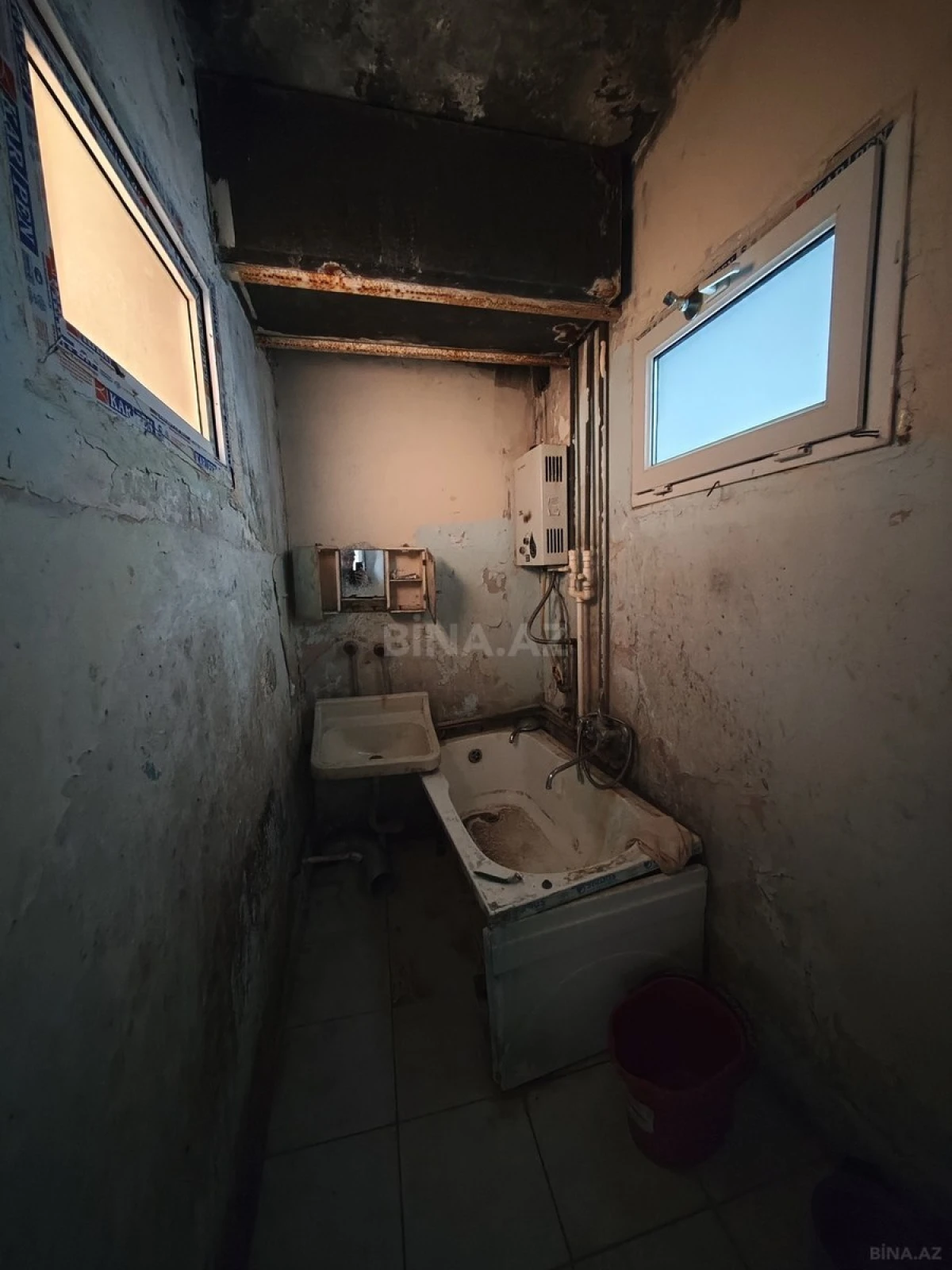 Satılır 2 otaqlı mənzil 60 m²