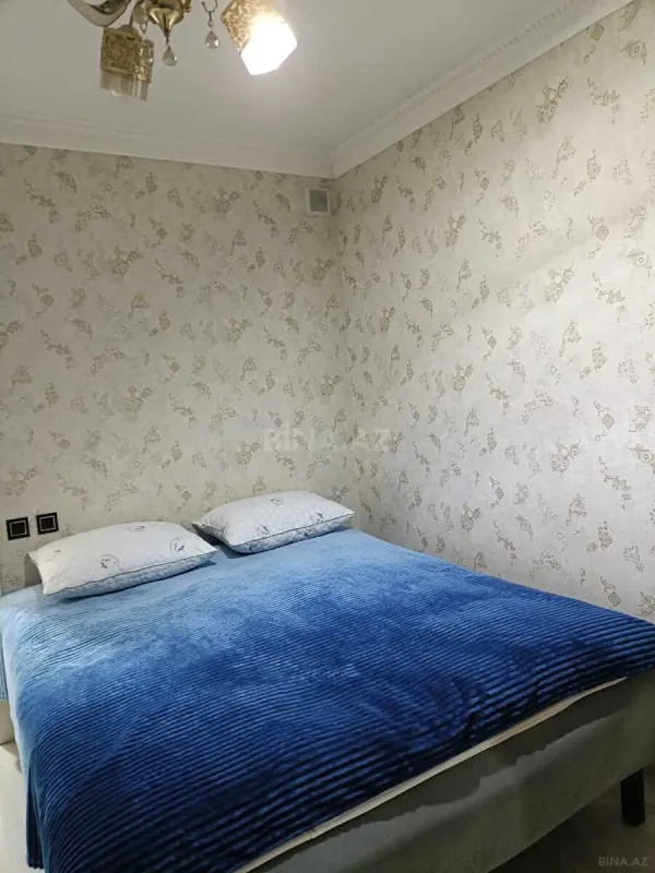 Kirayə verilir 2 otaqlı mənzil 76 m²