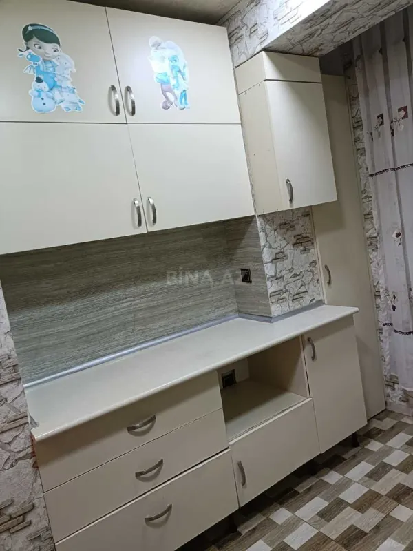 Kirayə verilir 2 otaqlı mənzil 76 m²