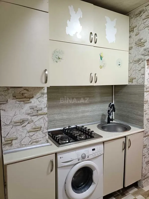 Kirayə verilir 2 otaqlı mənzil 76 m²