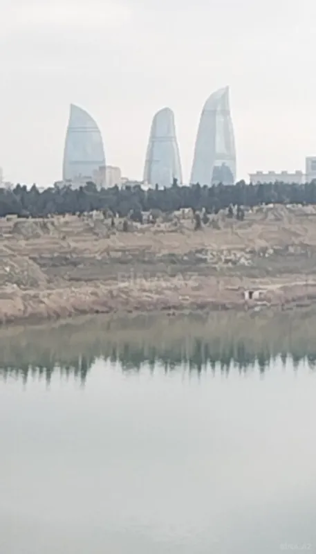 Satılır 4 otaqlı mənzil 103 m²