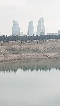 Satılır 4 otaqlı mənzil 103 m²