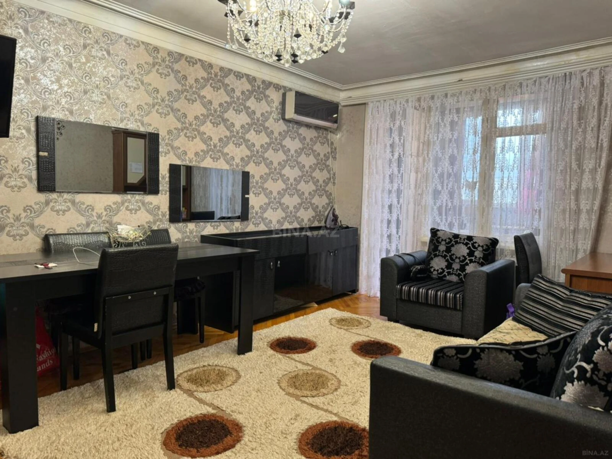 Satılır 2 otaqlı mənzil 60 m²