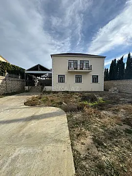 Satılır 5 otaqlı həyət evi 180 m²