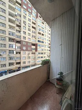 Satılır 2 otaqlı mənzil 85 m²