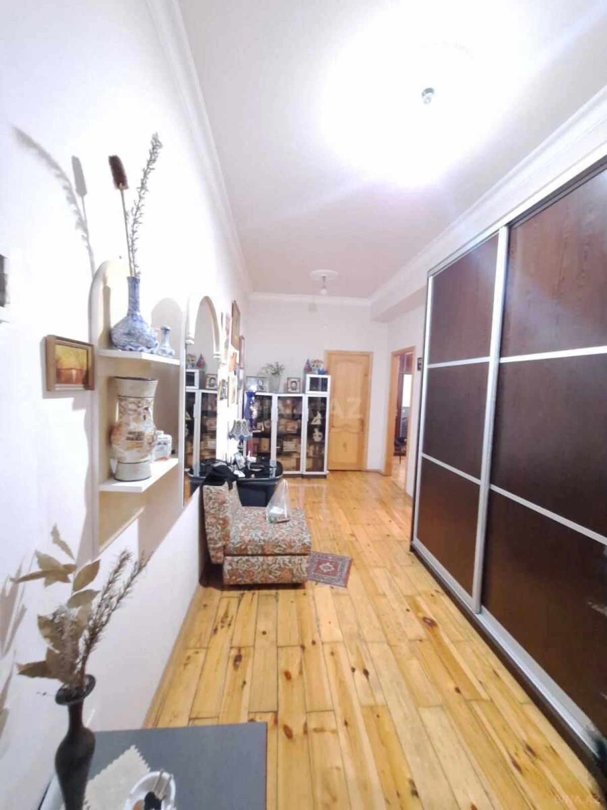 Satılır 2 otaqlı mənzil 85 m²