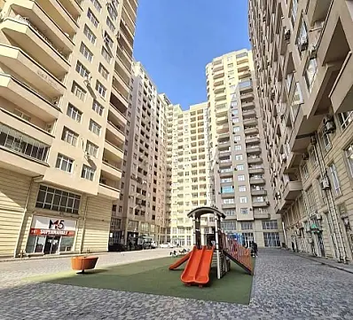 Satılır 4 otaqlı mənzil 164 m² — Bakı 4 otaq 164.00 m²