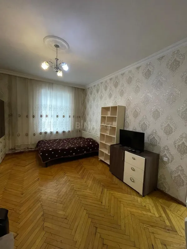 Kirayə verilir 1 otaqlı mənzil 45 m²