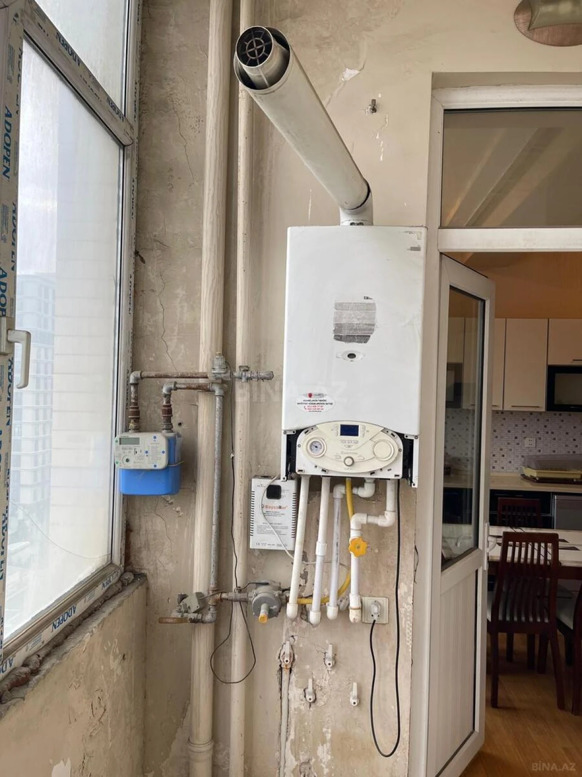 Kirayə verilir 3 otaqlı mənzil 153 m²