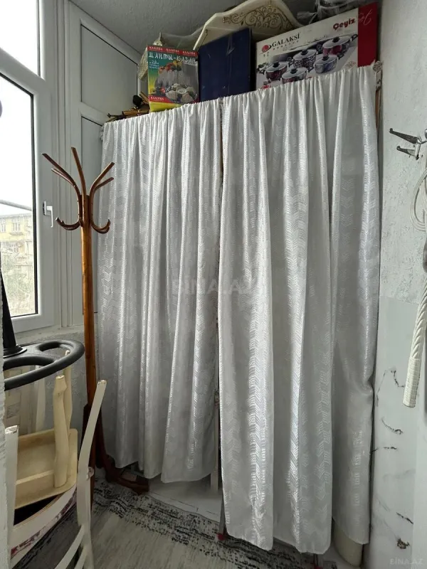 Satılır 3 otaqlı mənzil 125 m²