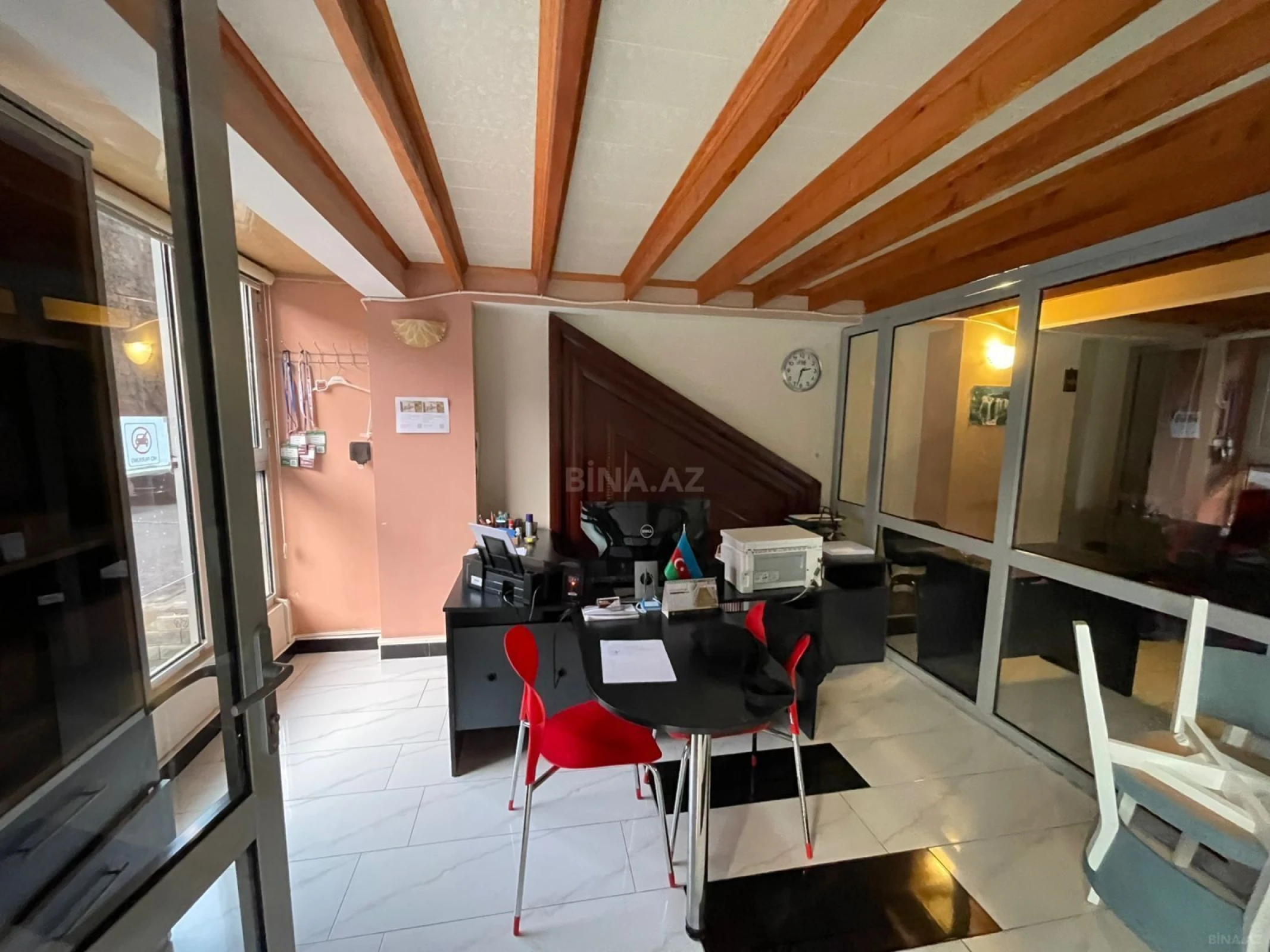 Satılır obyekt 250 m²