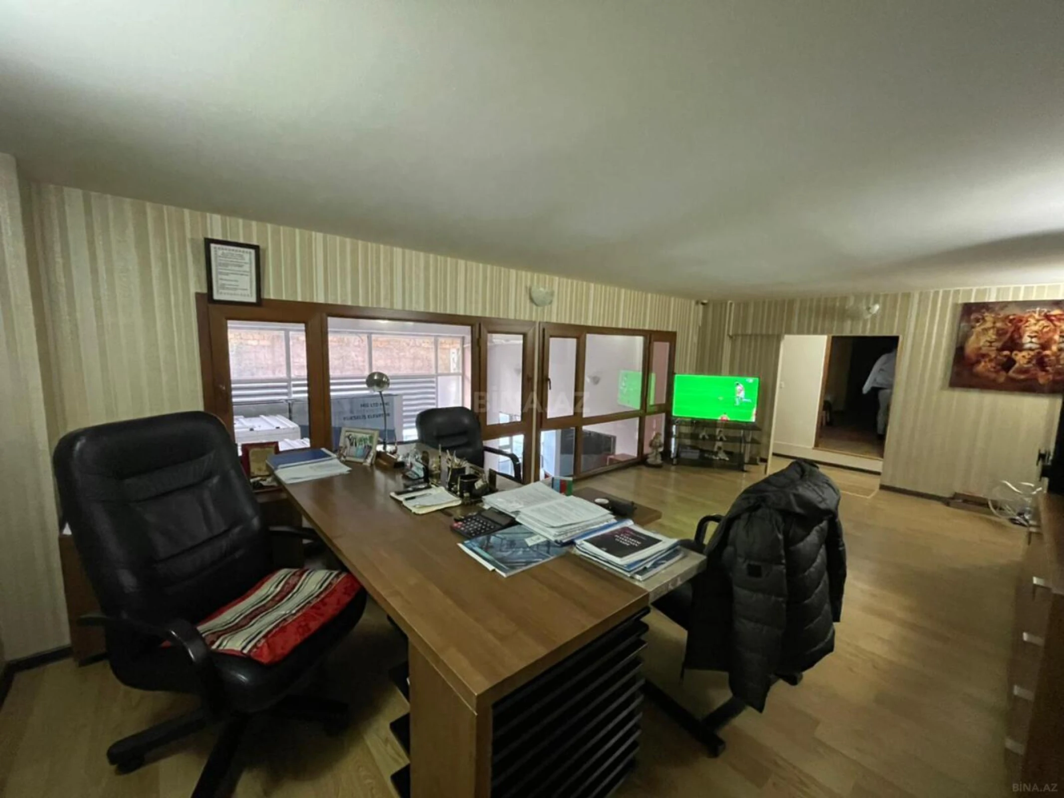 Satılır obyekt 250 m²