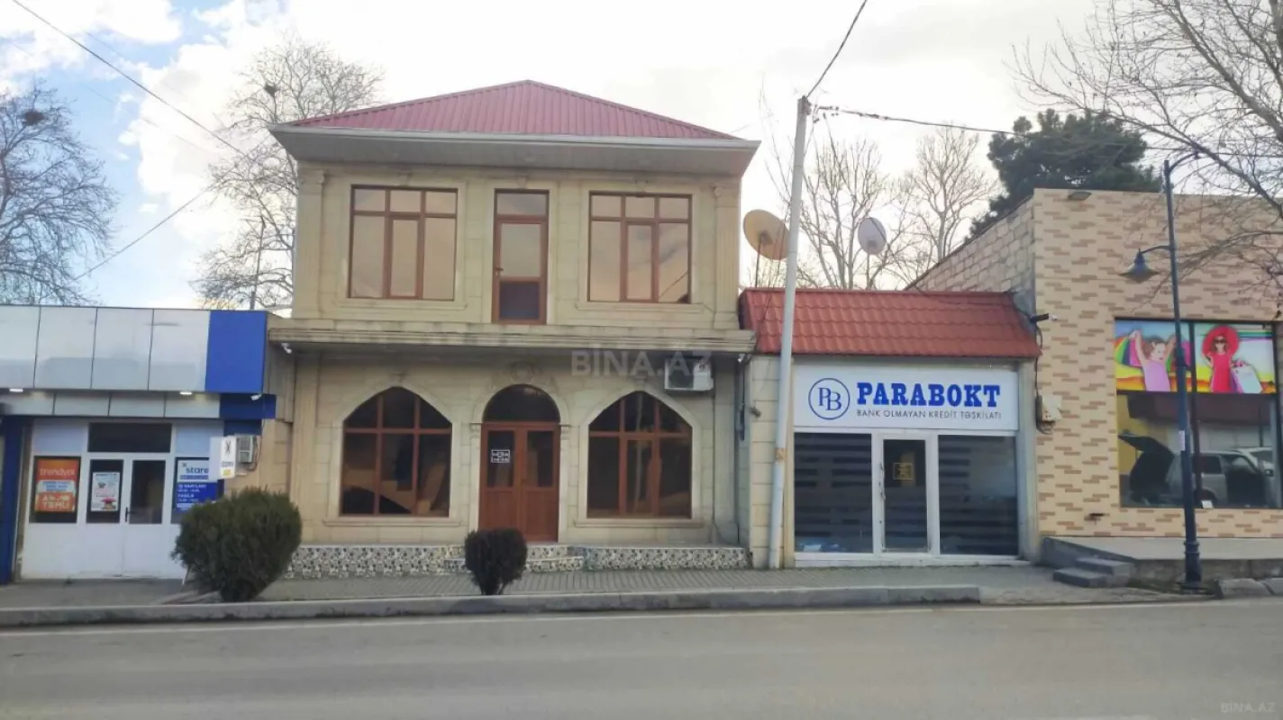 Kirayə verilir obyekt 161 m²