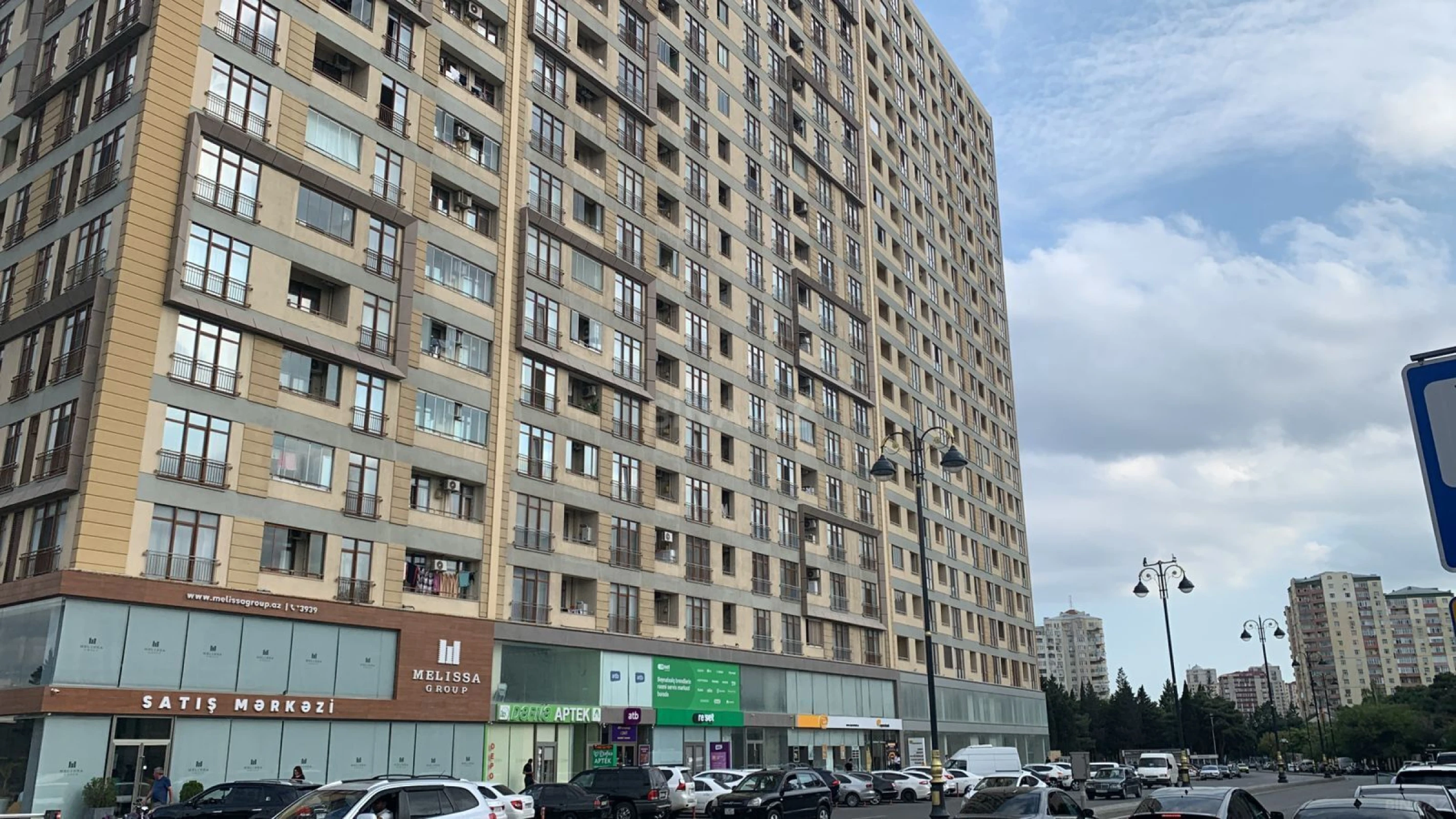 Satılır 2 otaqlı mənzil 55 m²