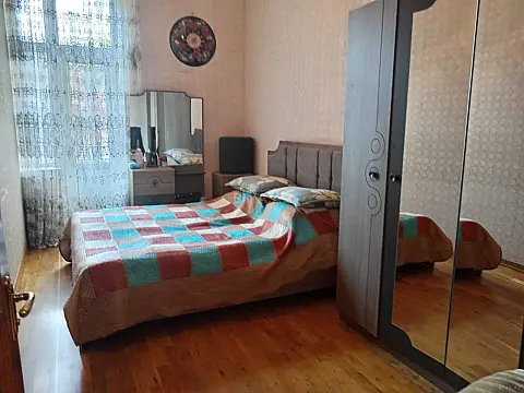 Satılır 3 otaqlı mənzil 90 m² — Bakı, Nizami 3 otaq 90.00 m²