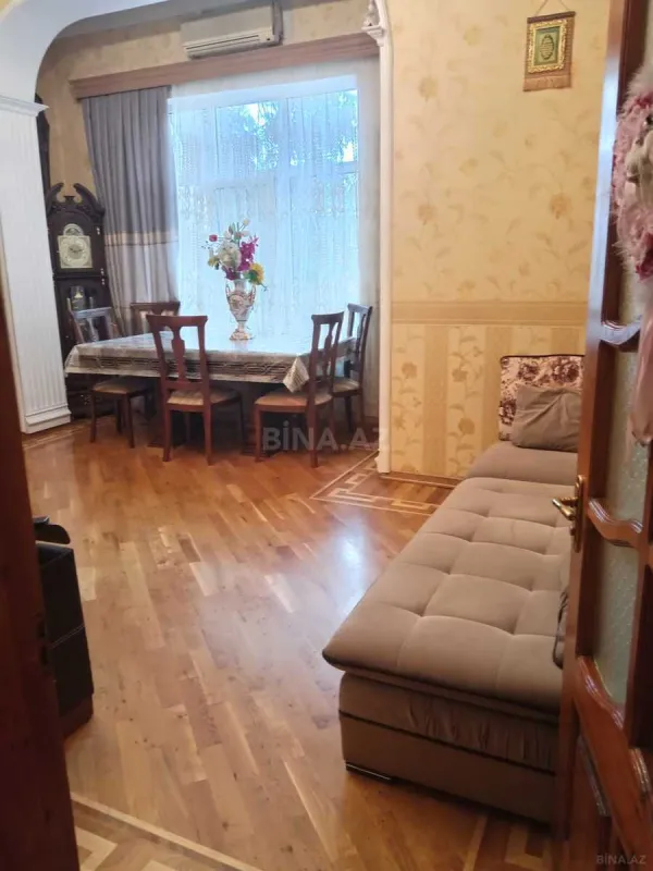 Satılır 3 otaqlı mənzil 90 m²