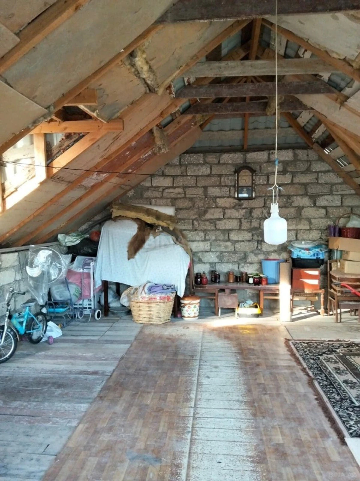 Satılır 5 otaqlı həyət evi 230 m²