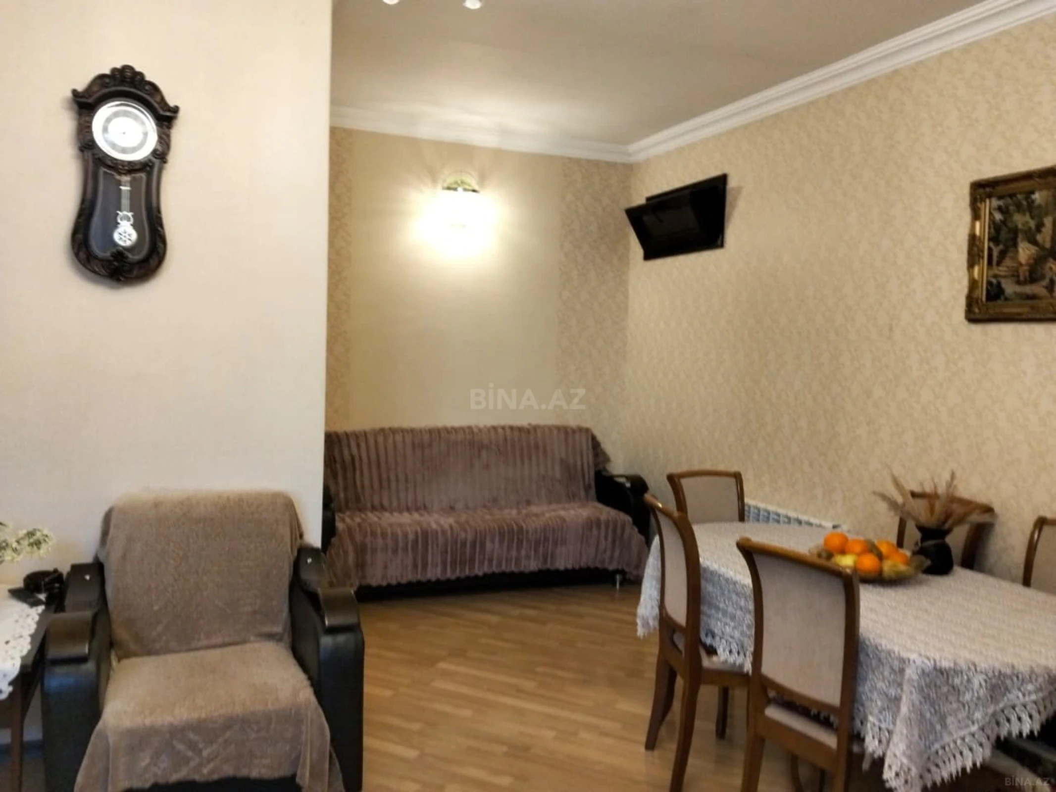 Satılır 5 otaqlı həyət evi 230 m²