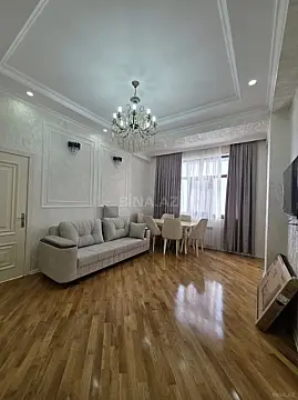 Kirayə verilir 2 otaqlı mənzil 65 m²