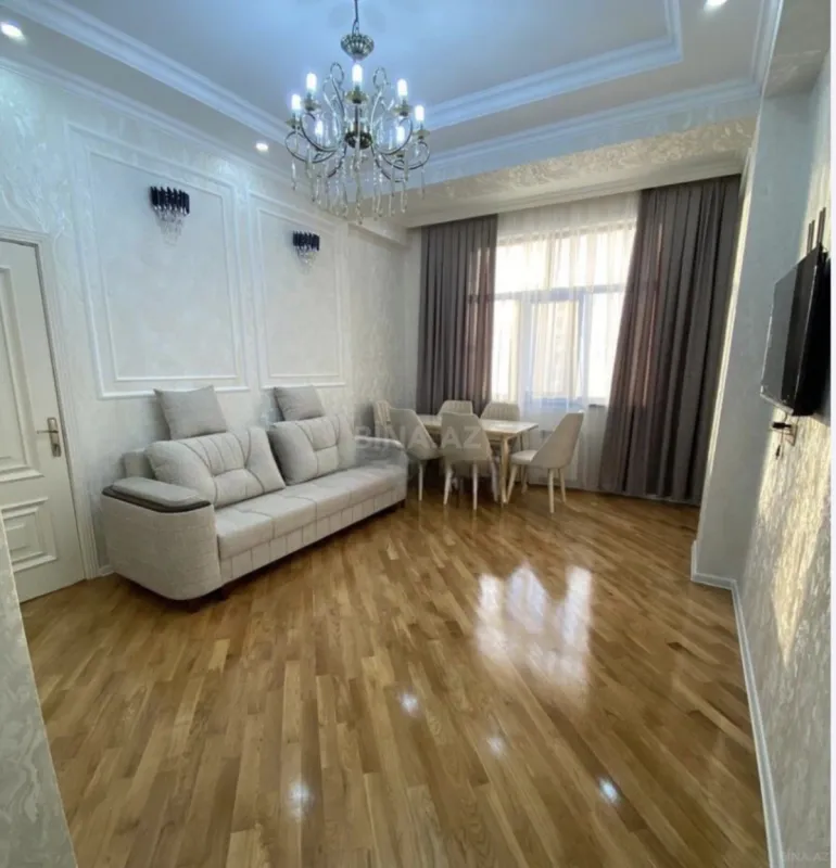 Kirayə verilir 2 otaqlı mənzil 65 m²