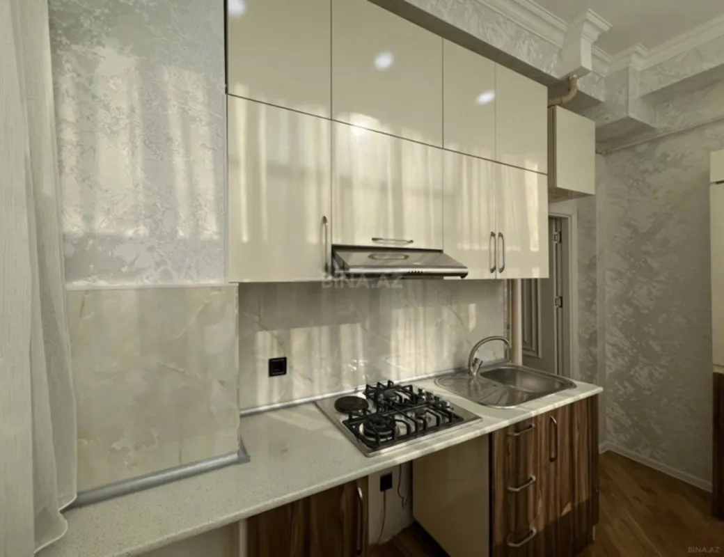 Kirayə verilir 2 otaqlı mənzil 65 m²