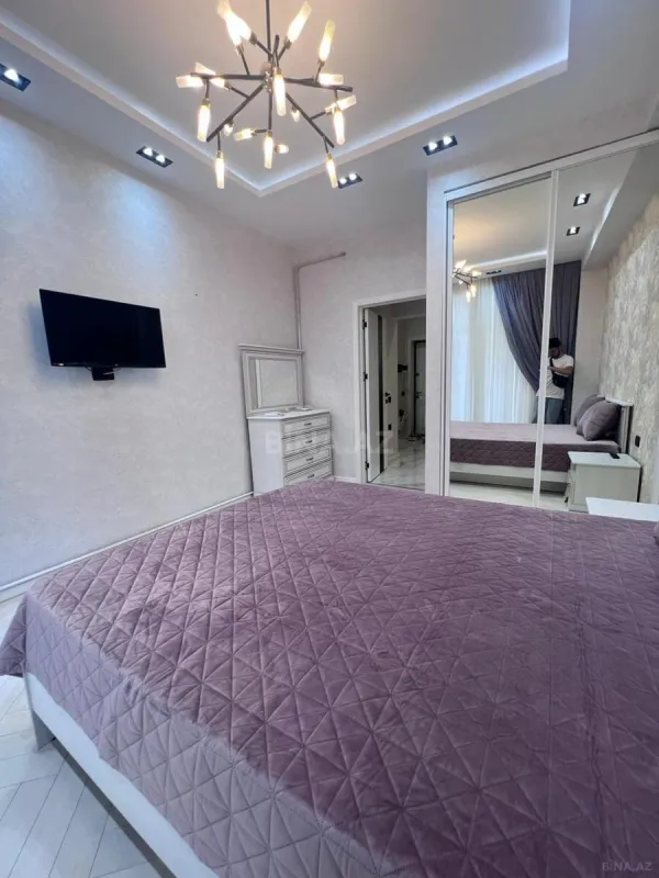 Kirayə verilir 2 otaqlı mənzil 72 m²