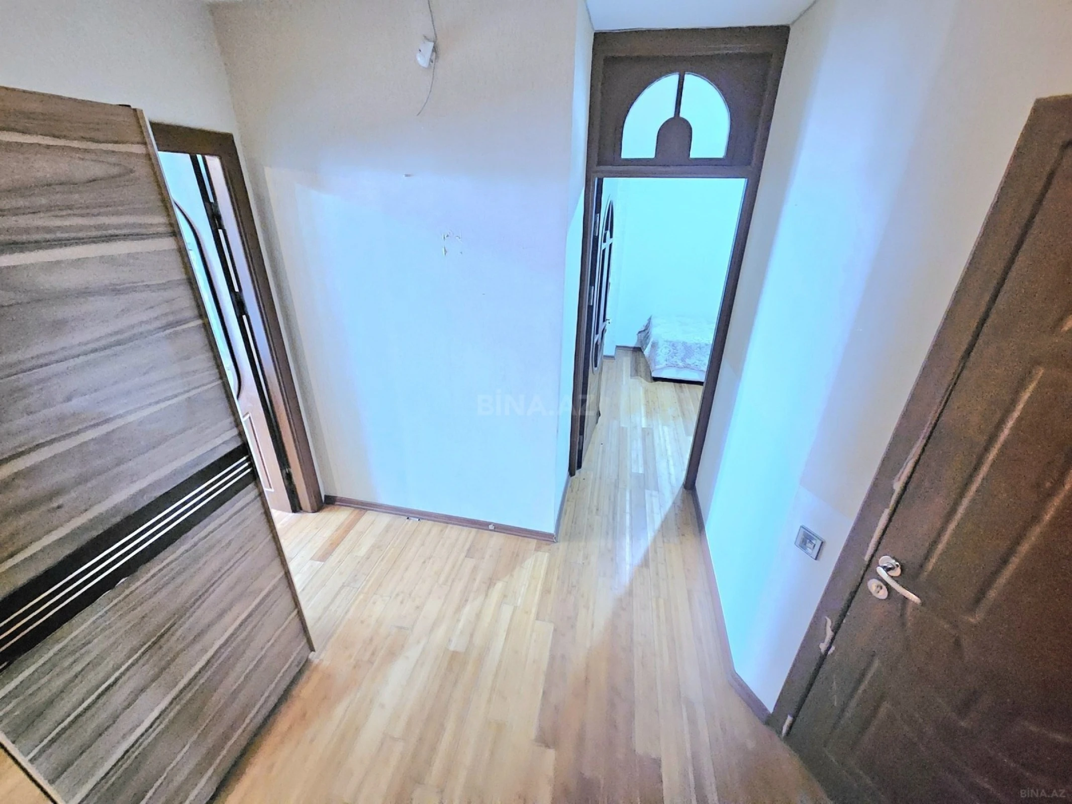 Satılır 3 otaqlı mənzil 86 m²