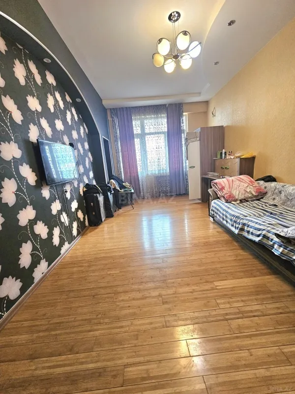 Satılır 3 otaqlı mənzil 86 m²