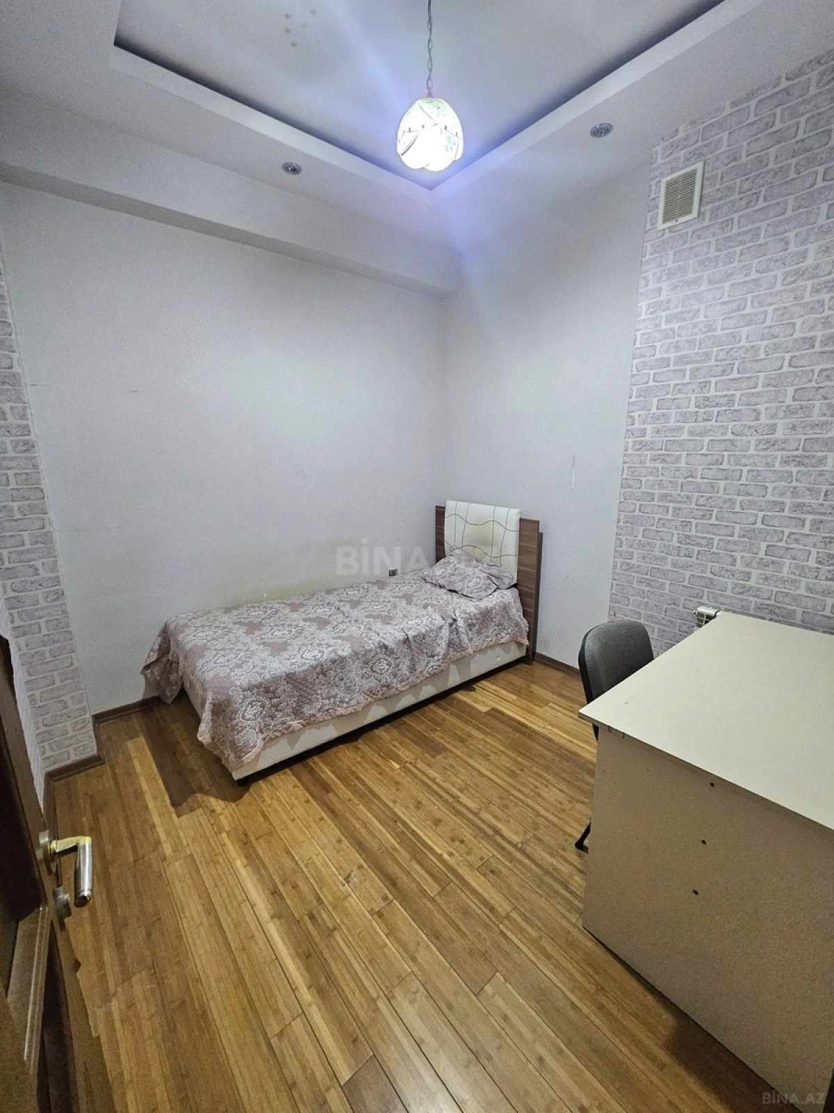 Satılır 3 otaqlı mənzil 86 m²