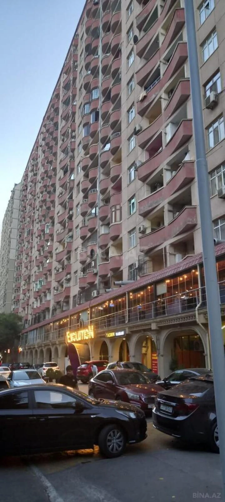 Kirayə verilir 2 otaqlı mənzil 52 m²