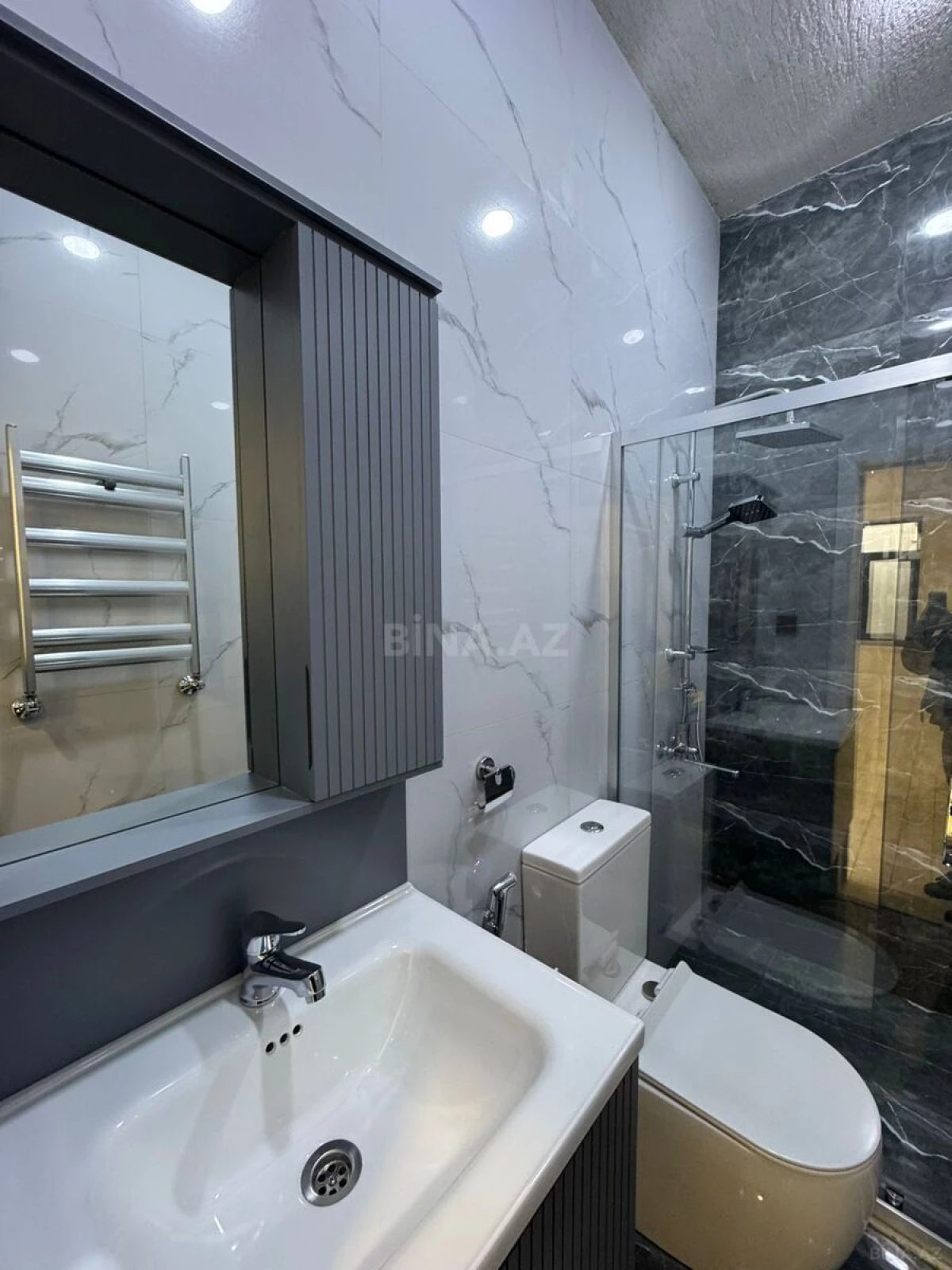 Satılır 4 otaqlı həyət evi 150 m²