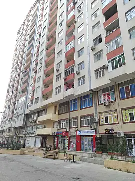 Satılır 3 otaqlı mənzil 136 m² — Bakı 3 otaq 136.00 m²