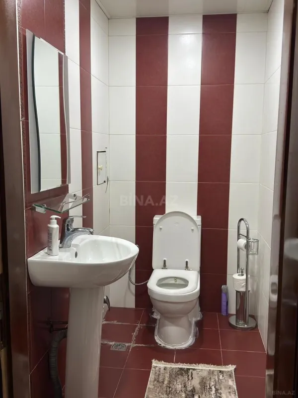 Satılır 3 otaqlı mənzil 136 m²