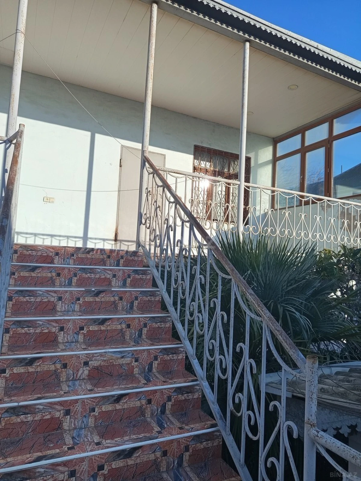 Satılır 6 otaqlı həyət evi 161 m²