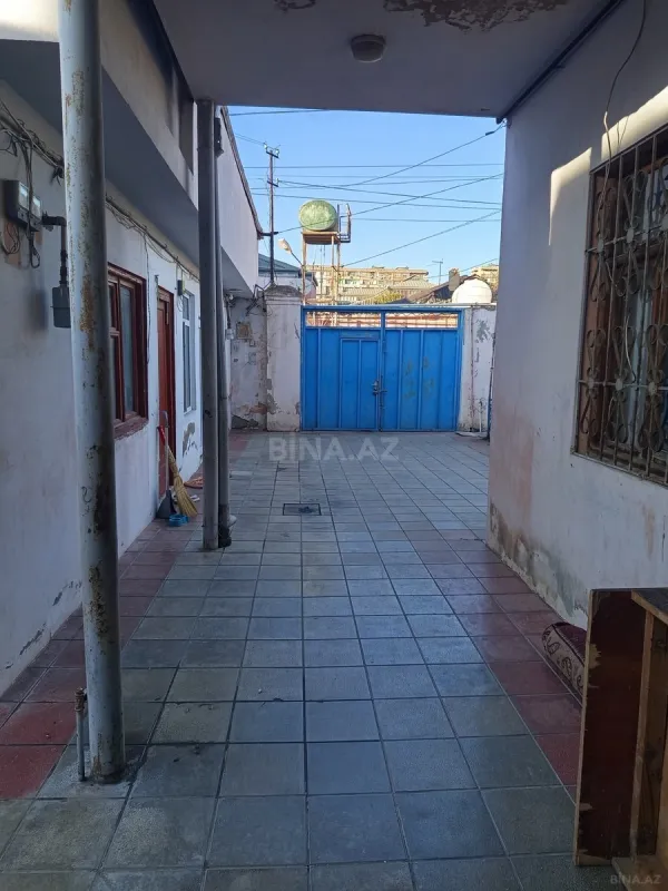 Satılır 6 otaqlı həyət evi 161 m²
