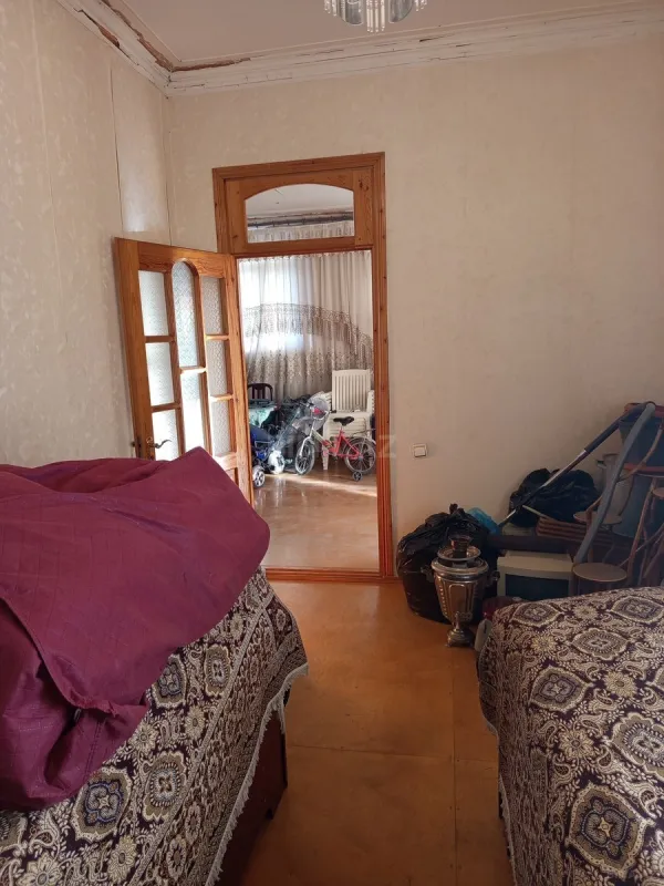 Satılır 6 otaqlı həyət evi 161 m²