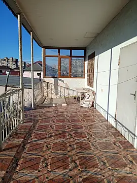 Satılır 6 otaqlı həyət evi 161 m²