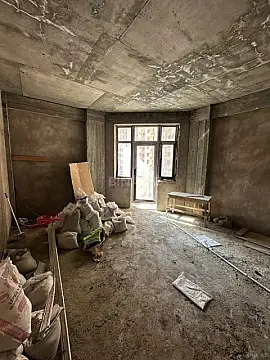 Satılır obyekt 90 m²