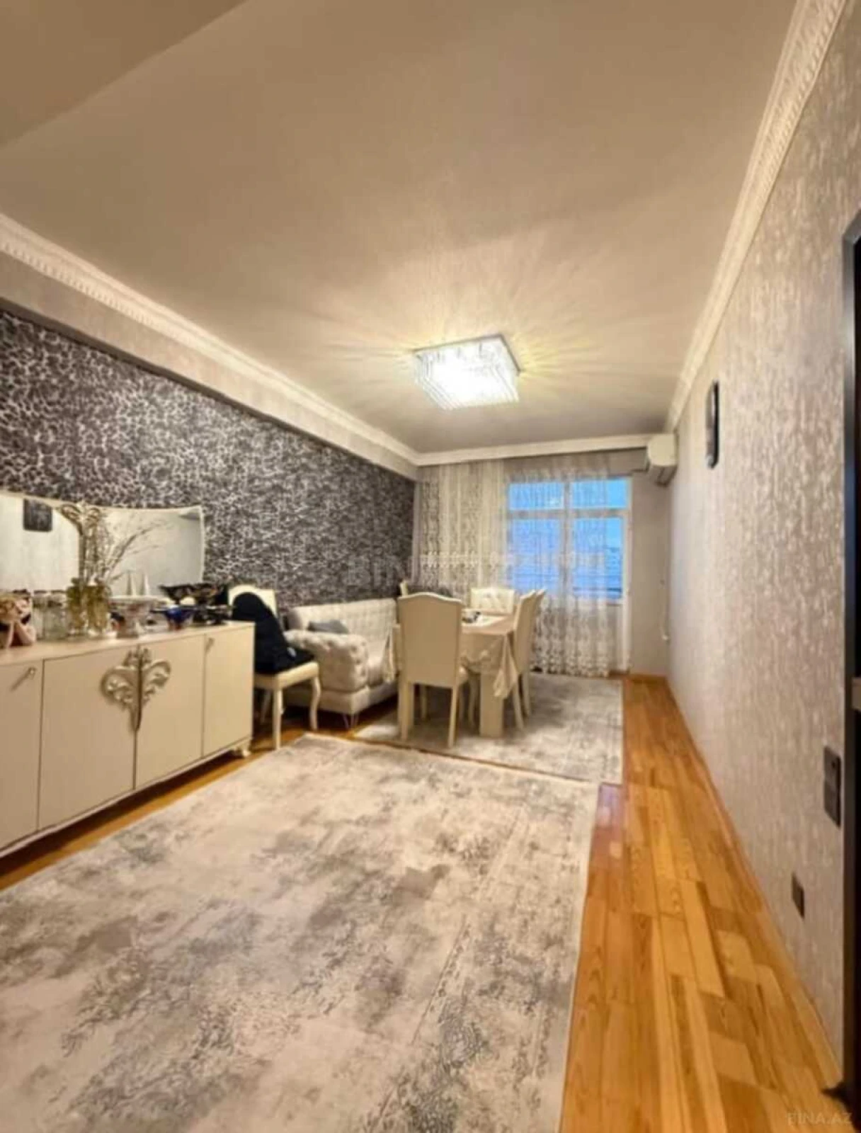 Satılır 2 otaqlı mənzil 55 m²