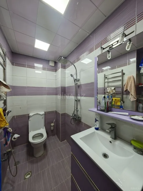 Satılır 6 otaqlı həyət evi 220 m²