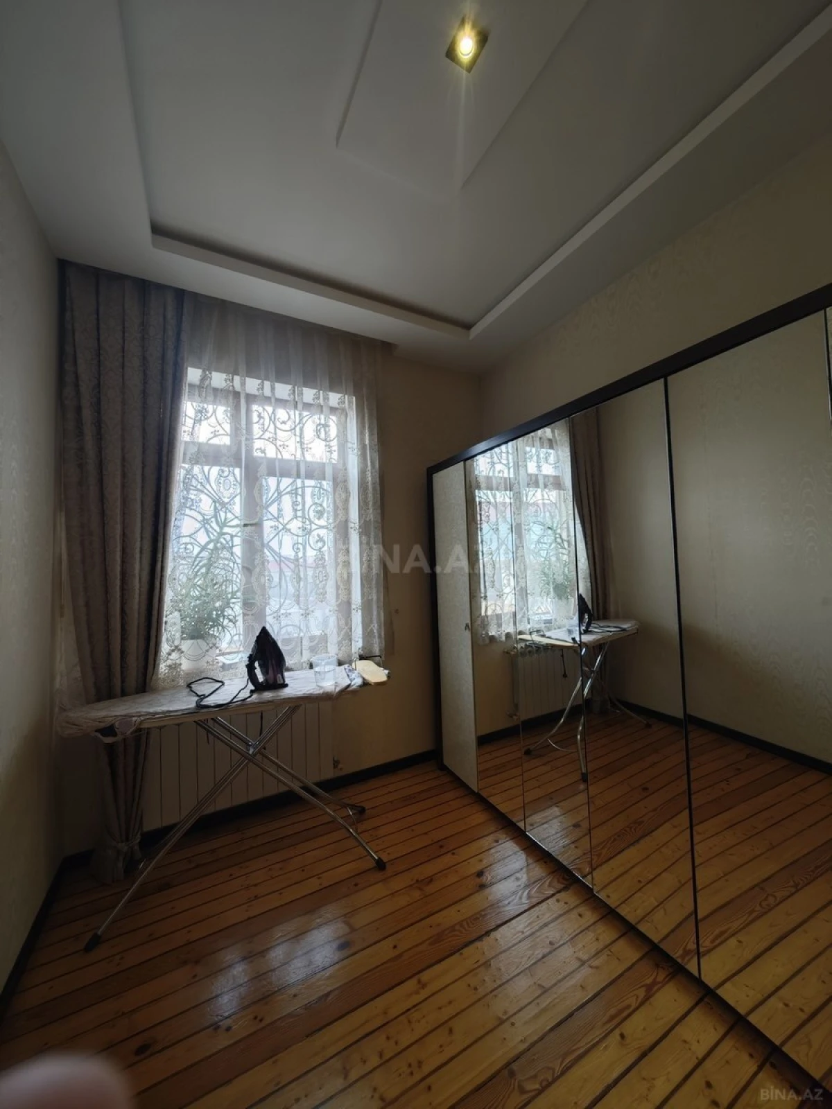 Satılır 6 otaqlı həyət evi 220 m²