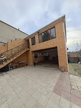 Satılır 6 otaqlı həyət evi 220 m²