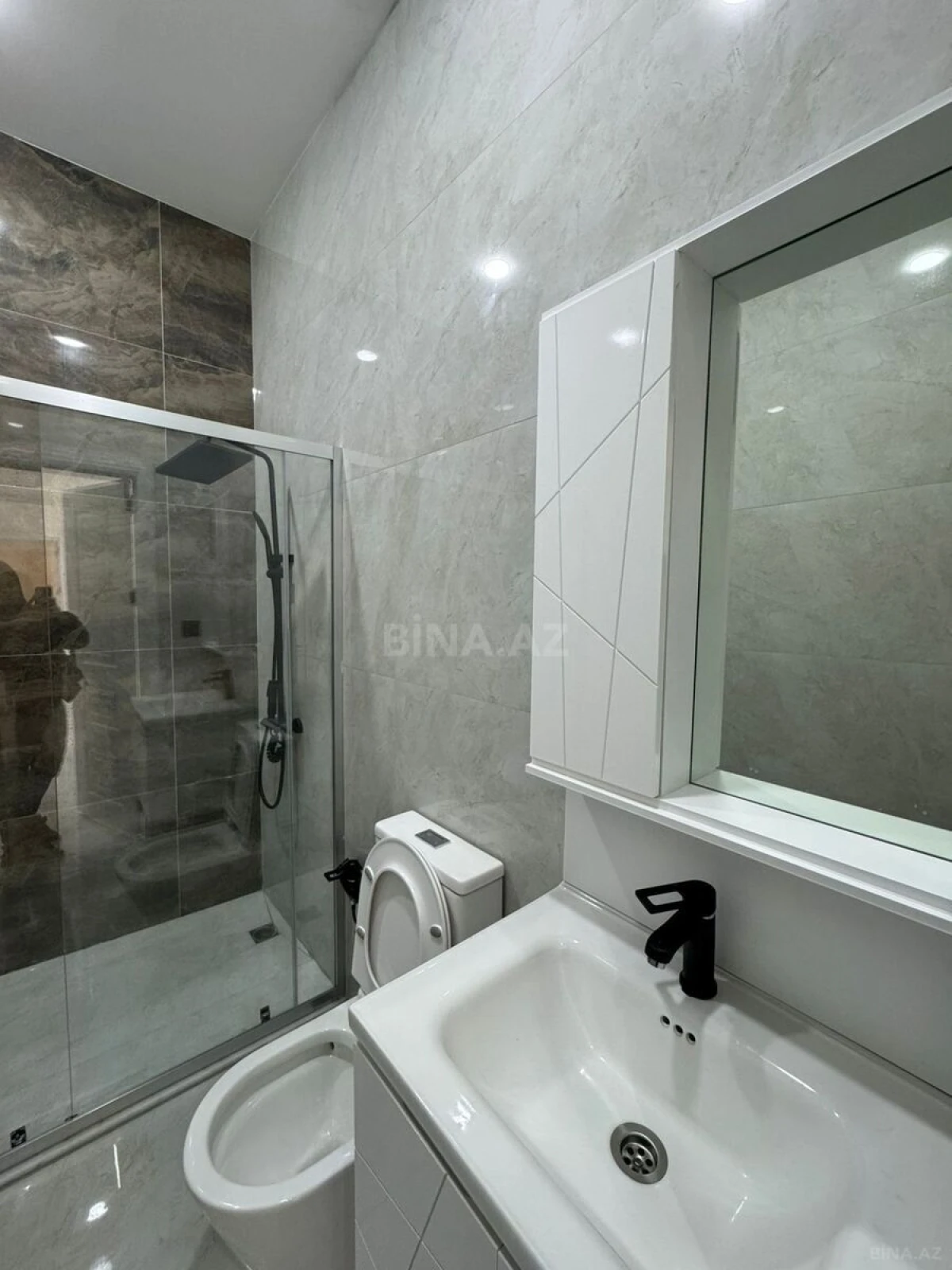 Satılır 4 otaqlı həyət evi 160 m²